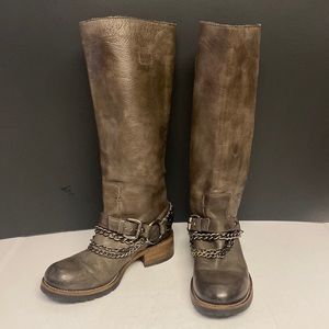 MIMOSA Calf Boots w/Chain Accents Heeled Shoes 5